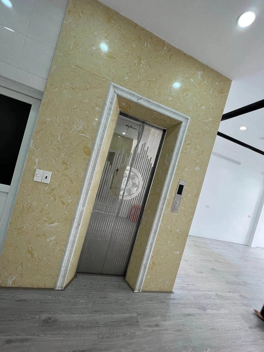 Cho thuê nhà 3 tầng 360m² đường Nguyễn Văn Cừ Quận 1 - Ảnh thu nhỏ 3