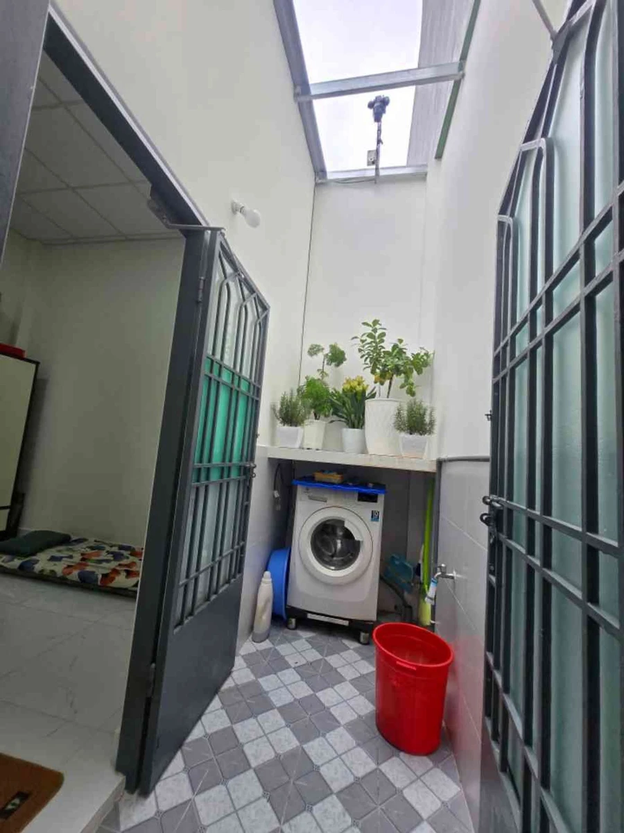 Bán nhà mặt tiền kinh doanh 77m2 đường 10m sát Vạn Phúc City, Thủ Đức giá 6,9 tỷ - Ảnh thu nhỏ 5