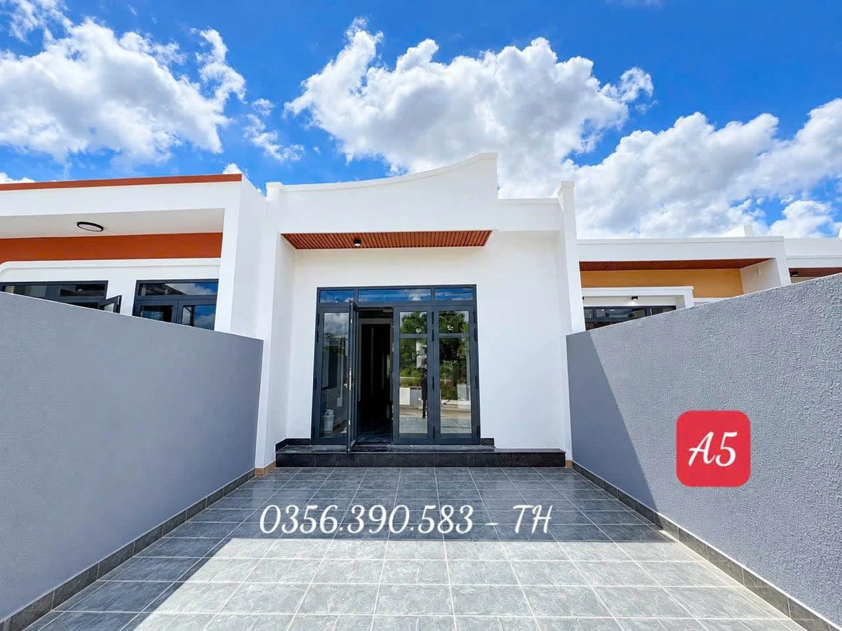 Bán nhà phố mặt tiền 135m² giá 1 tỷ 450 triệu, Long Khánh, Đồng Nai - Ảnh thu nhỏ 2