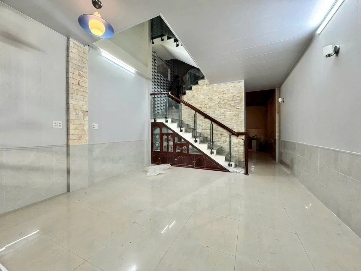 Bán nhà 3 tầng 72.2m2 Lê Quý Đôn Huế - Ảnh thu nhỏ 4