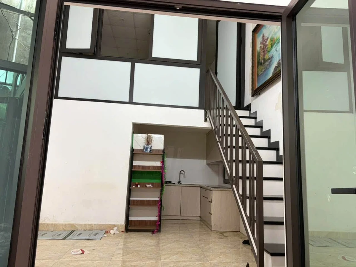 Bán 2 căn nhà 2 tầng Cao Xanh 97.7m² giá trên 1 tỷ - Ảnh thu nhỏ 5