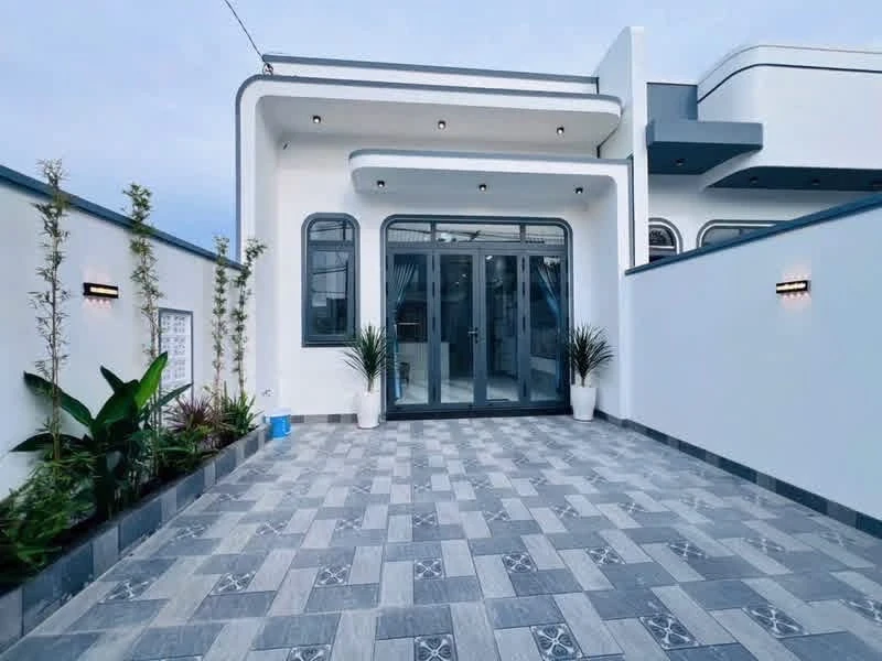 Bán nhà mới 105m² hẻm Sân Bia, Phường Phú Tân, Bến Tre giá 1,55 tỷ