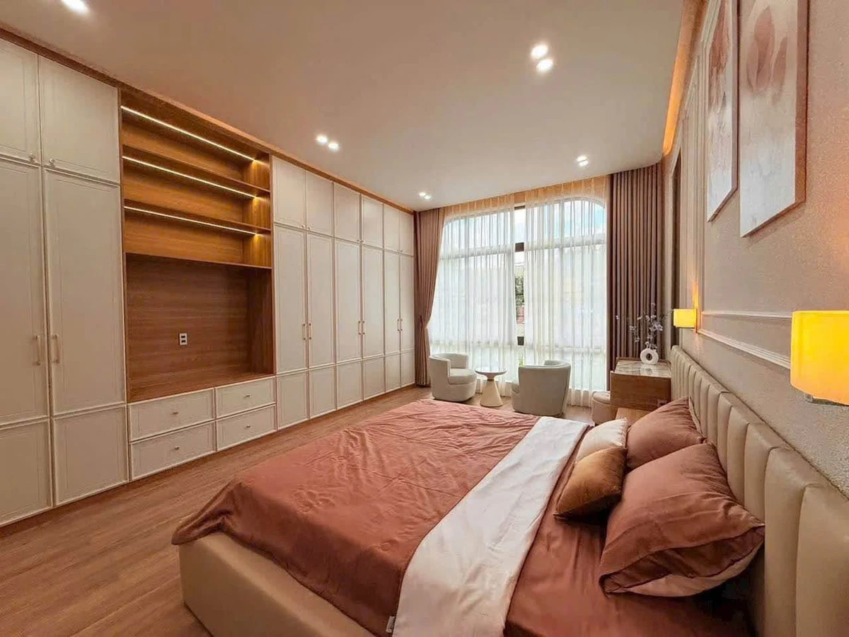 Bán nhà mê MT Xuân Diệu 256m2, 4PN Quận 7 - Ảnh thu nhỏ 5
