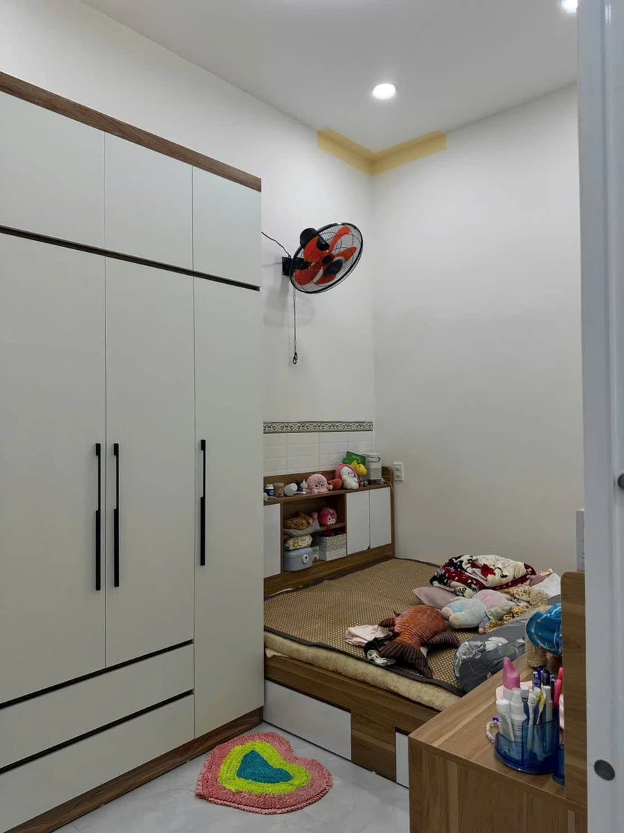 Bán nhà 2 tầng 52.4m2 Lê Hồng Phong, Nha Trang 3.5 tỷ - Ảnh thu nhỏ 2