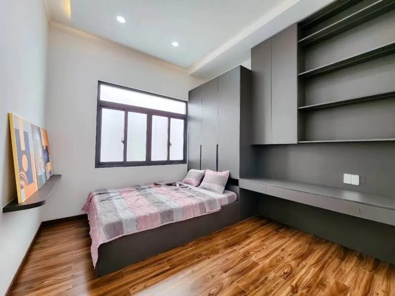 Bán nhà 120m² hiện đại đầy đủ nội thất hẻm Giải Phóng 5,5 tỷ - Ảnh thu nhỏ 4