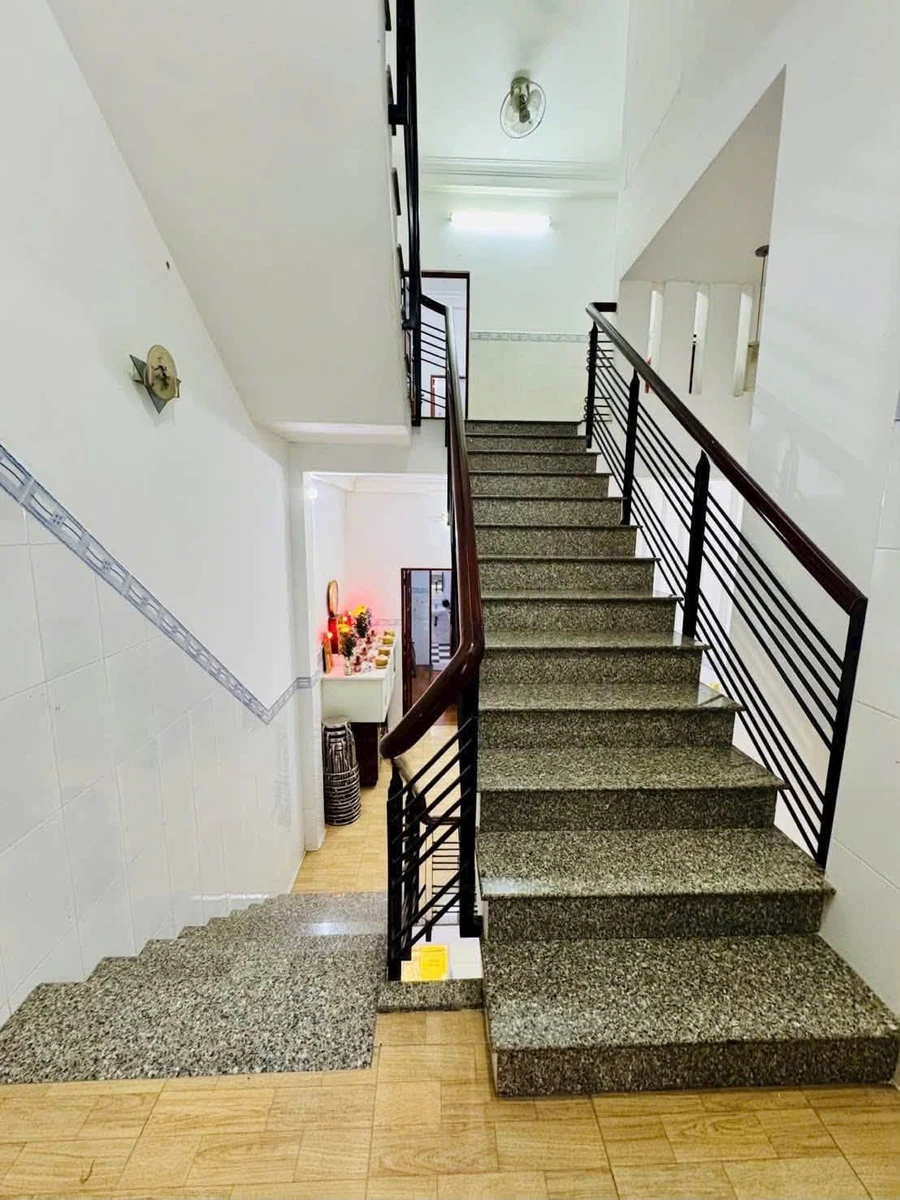 Bán nhà mặt tiền đường 12m 76m², 4 tầng 4PN khu Họ Lê, gần Nguyễn Sơn, Tân Phú - Ảnh thu nhỏ 4