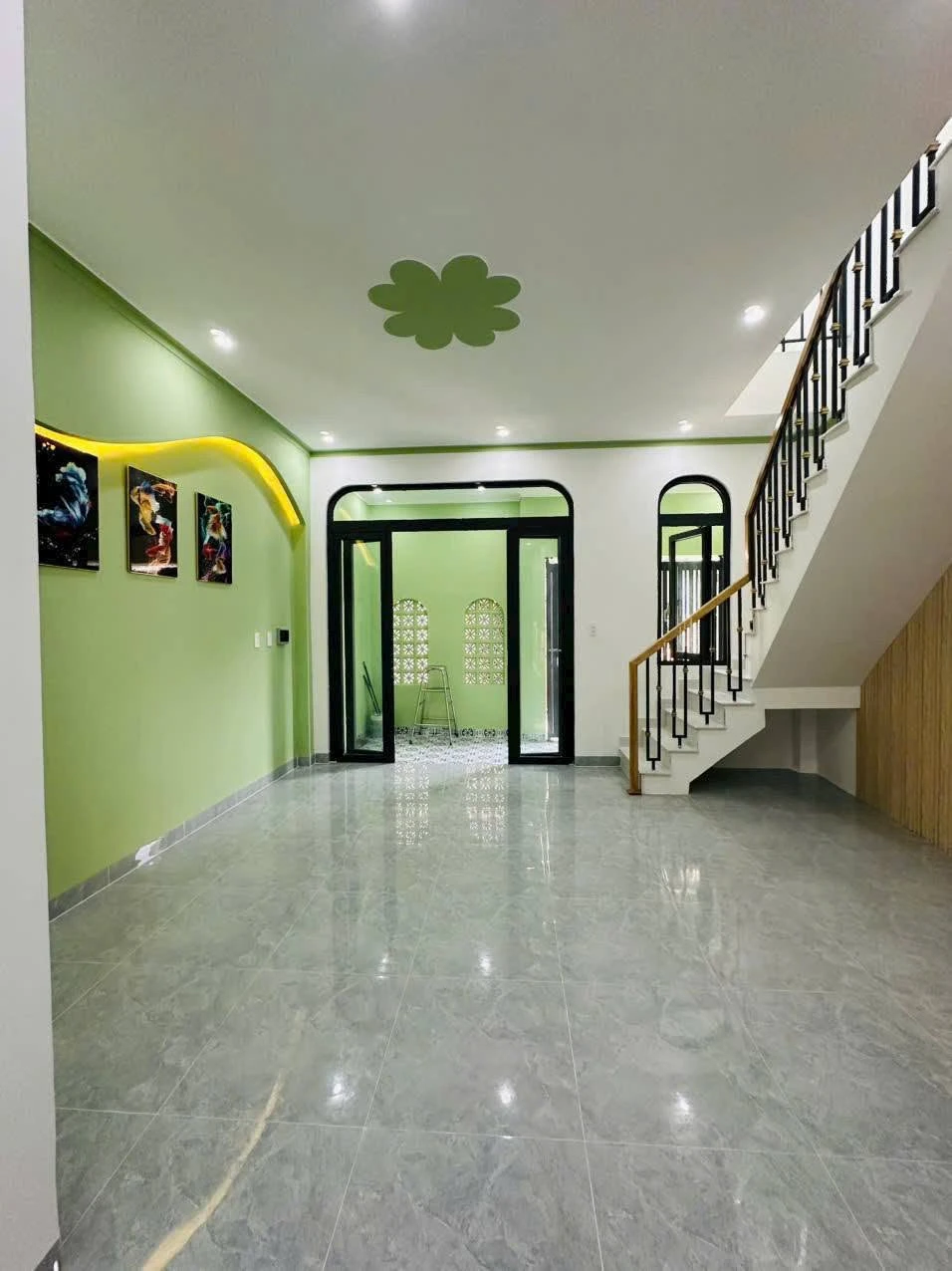 Bán nhà 1 trệt 1 lầu 2PN 100m2 Phú Thủy giá 1.1 tỷ - Ảnh 1