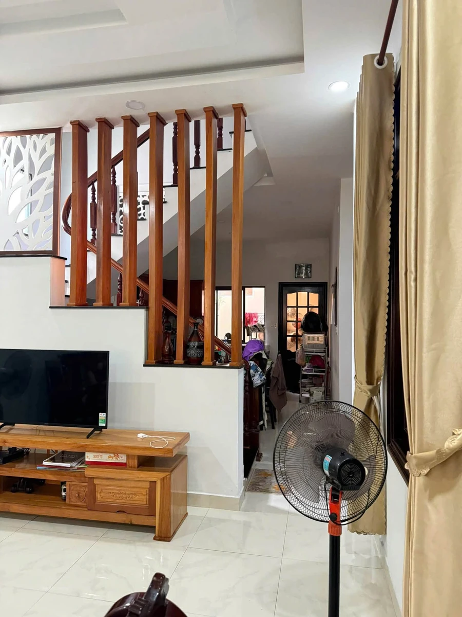 Nhà mặt tiền 3PN gần biển 97.8m² Nha Trang 9 tỷ - Ảnh thu nhỏ 5