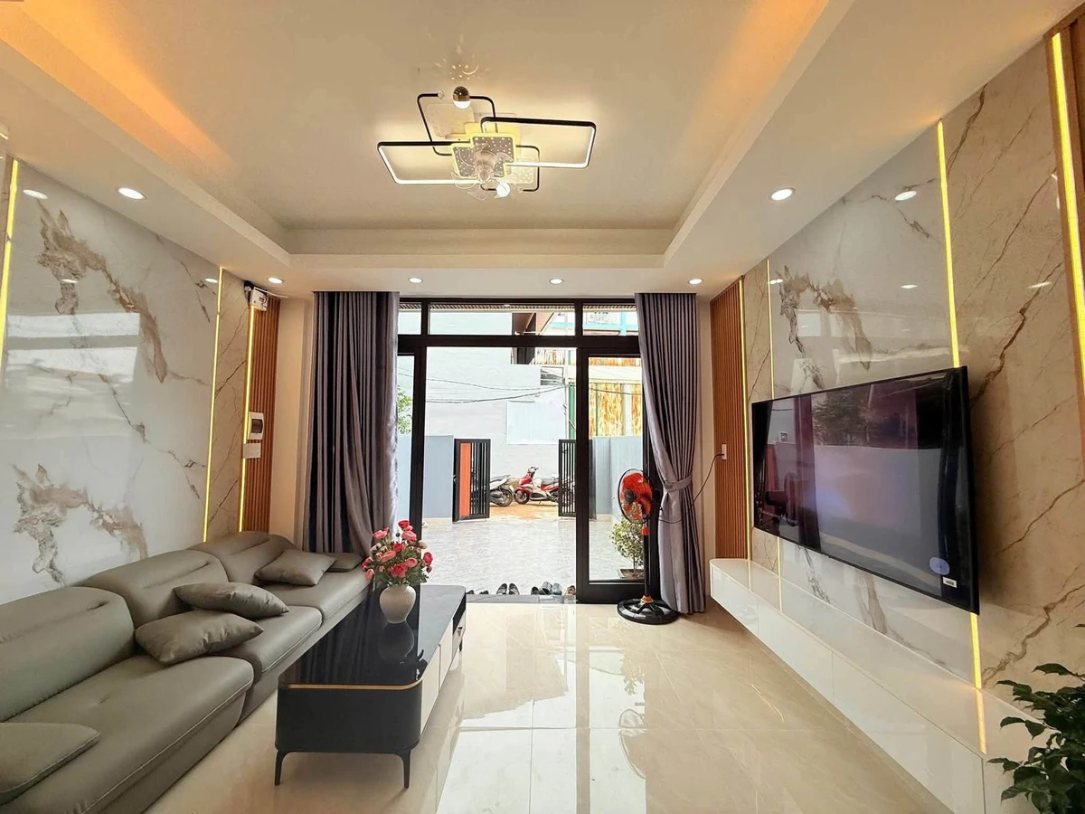 Bán nhà 3 tầng Duy Tân Huế 150m2 5PN - Ảnh thu nhỏ 4