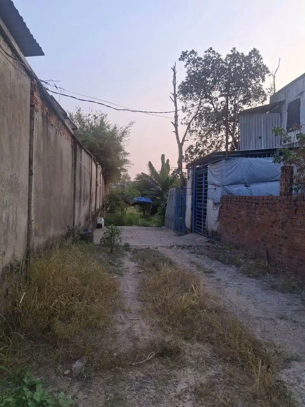 Bán đất 300m² tặng nhà Tân Hiệp Tân Uyên 2 tỷ 3