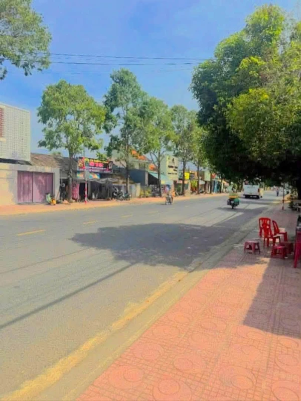 Bán đất mặt tiền Trần Quý Cáp 213,9m2 Ninh Hòa