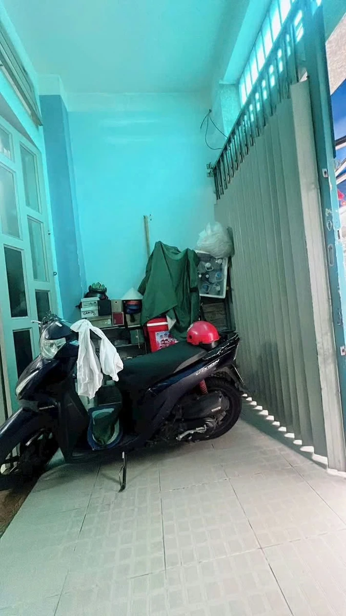 Bán nhà Quận 4 100m² kinh doanh 6 tỷ 3 - Ảnh thu nhỏ 2
