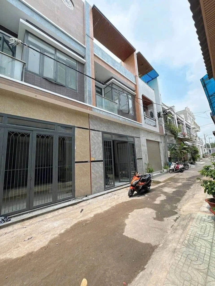 Bán nhà 1 trệt 1 lầu 3PN 120m² Long Bình, Đồng Nai 2,65 tỷ - Ảnh 1
