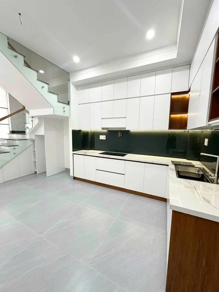 Bán nhà 3 lầu mặt tiền Mai Hắc Đế, Buôn Ma Thuột, 51.6m² - Ảnh thu nhỏ 3