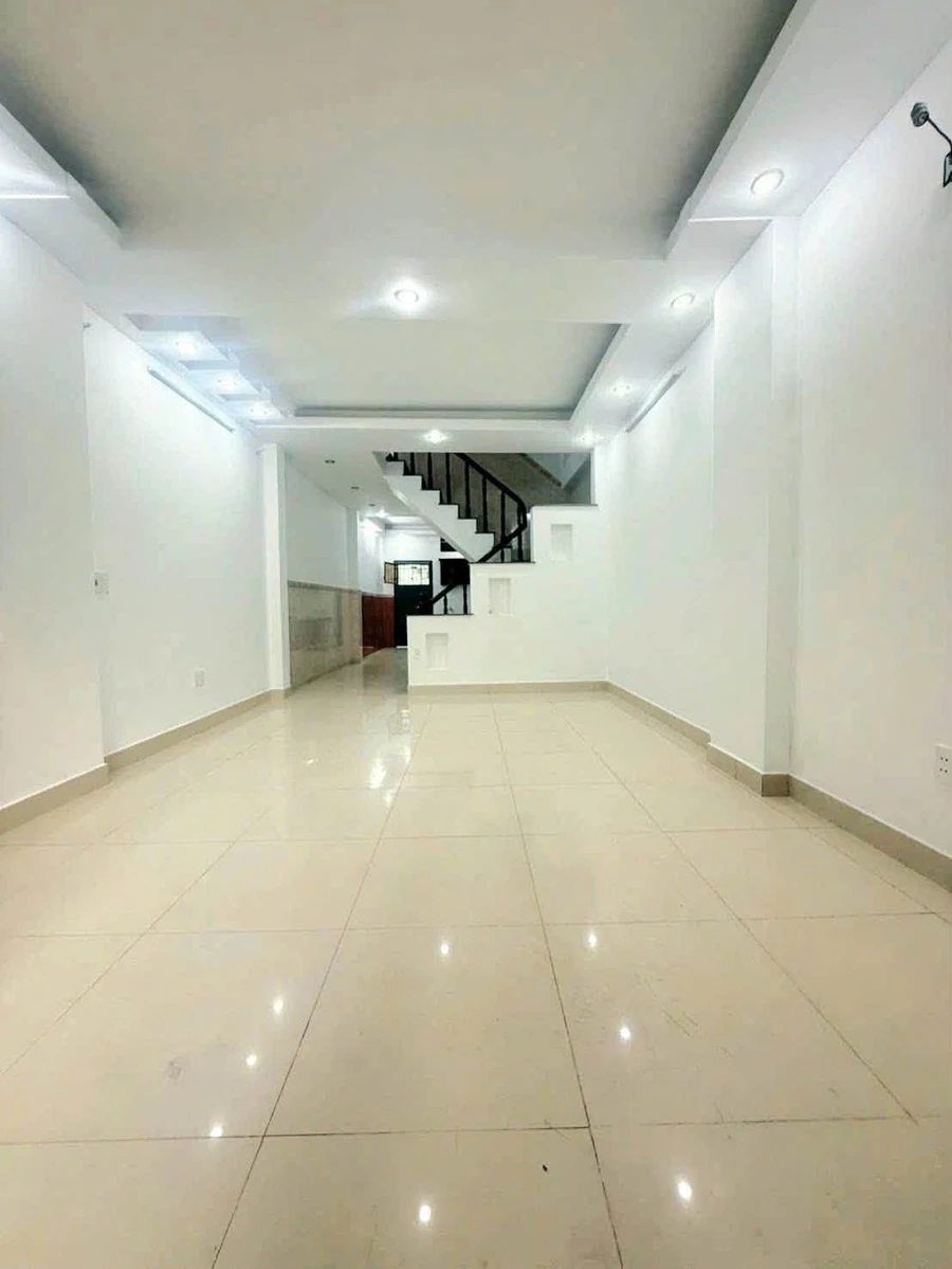 Bán nhà Quận 7, 64m² hẻm xe hơi, 7.8 tỷ - Ảnh thu nhỏ 3