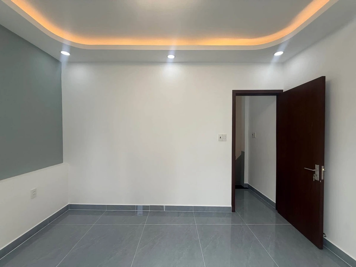 Bán nhà phố Tân Phú hẻm 4m, 2PN, trên 4 tỷ - Ảnh thu nhỏ 4