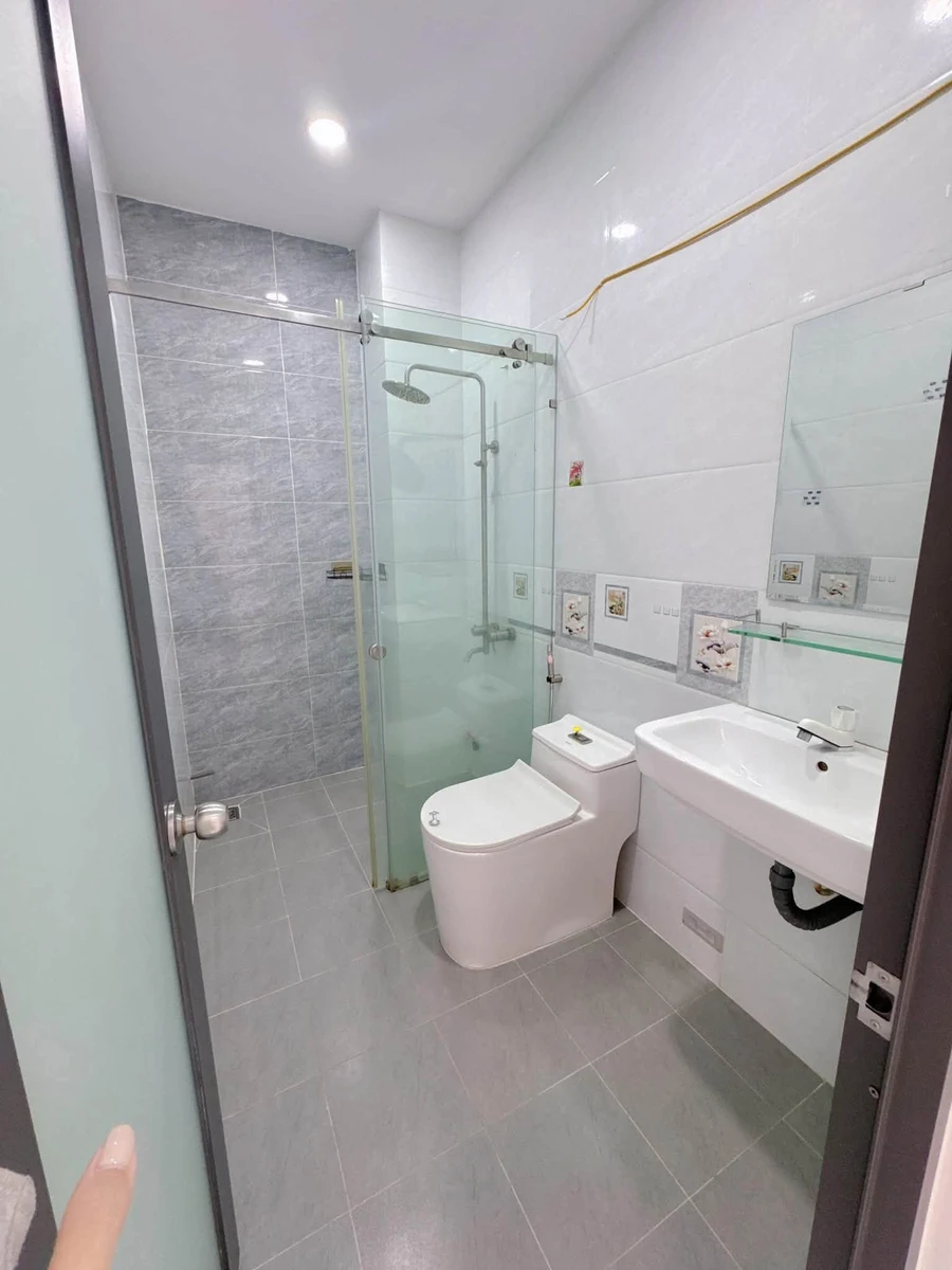 Cho thuê nhà 4 PN, 168.8m², Lê Văn Quới, 14 triệu/tháng - Ảnh thu nhỏ 4