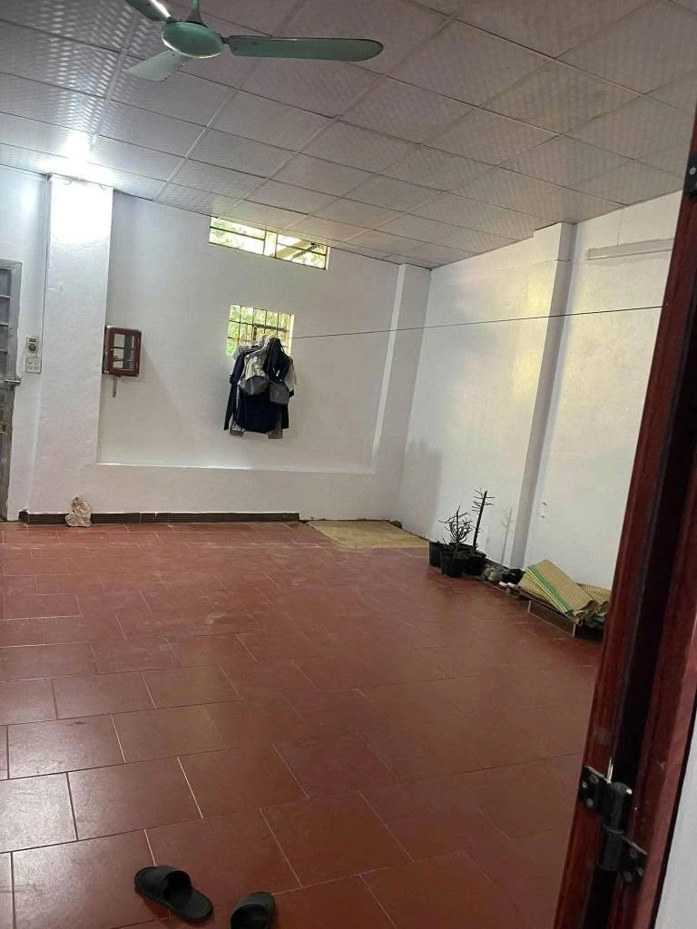 Bán nhà mặt tiền Lý Đạo Thành, Tân Bình, 135m², 1.7 tỷ - Ảnh thu nhỏ 4