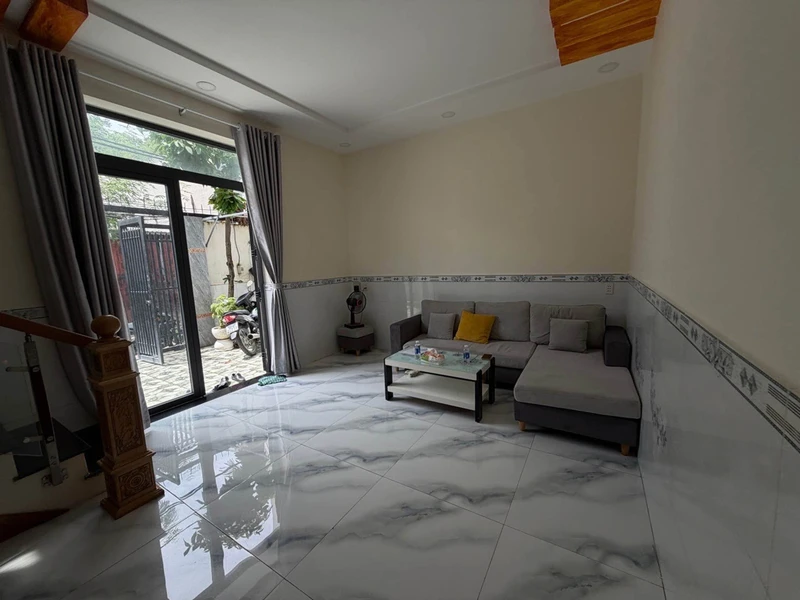 Bán nhà 2 tầng 92m2, 4PN, đường 38 Hiệp Bình Chánh, Thủ Đức, giá 6,5 tỷ