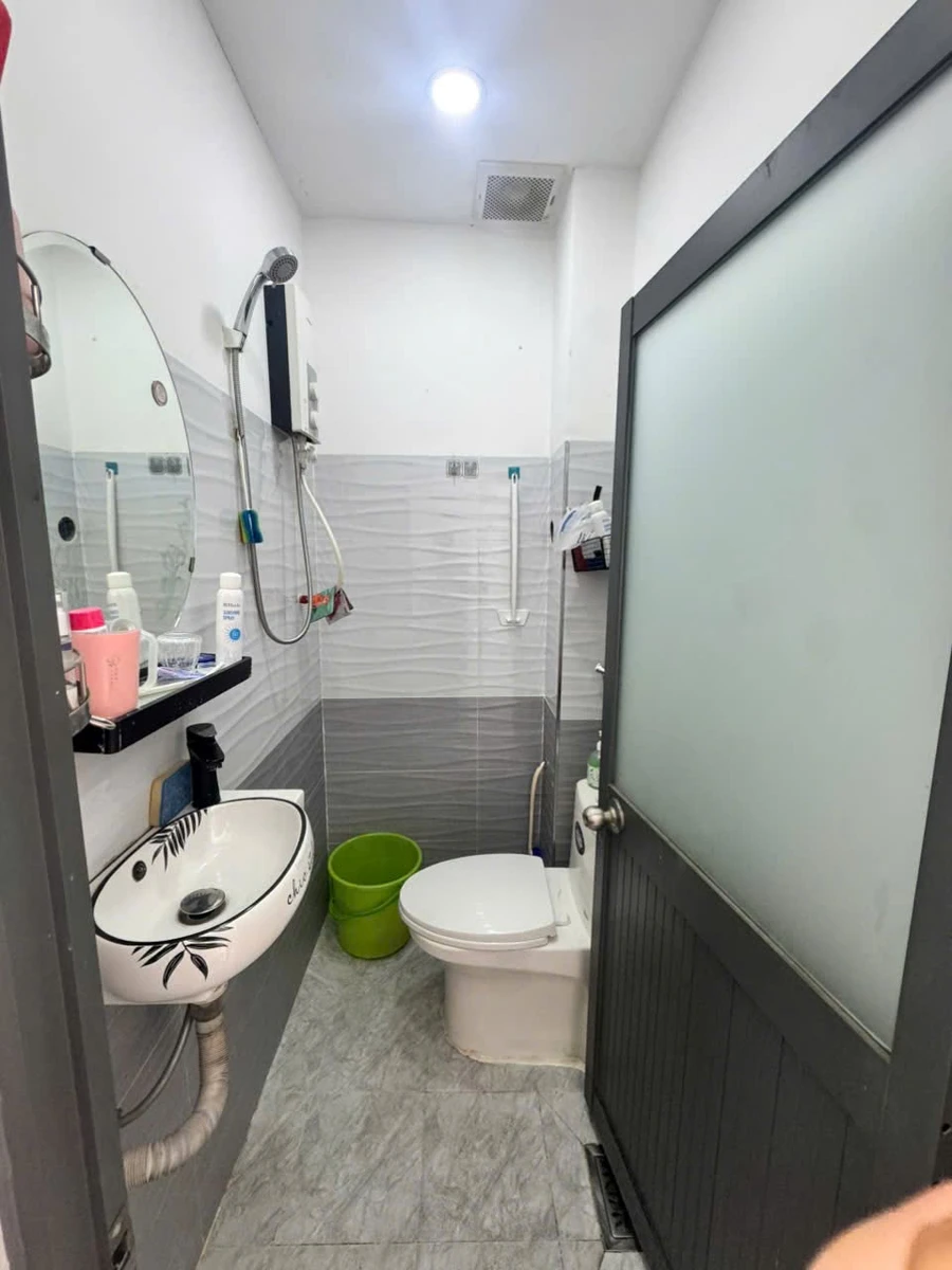 Bán nhà hẻm xe hơi Văn Thân, Quận 6, 32m², 3PN, nhỉnh 4 tỷ - Ảnh thu nhỏ 5