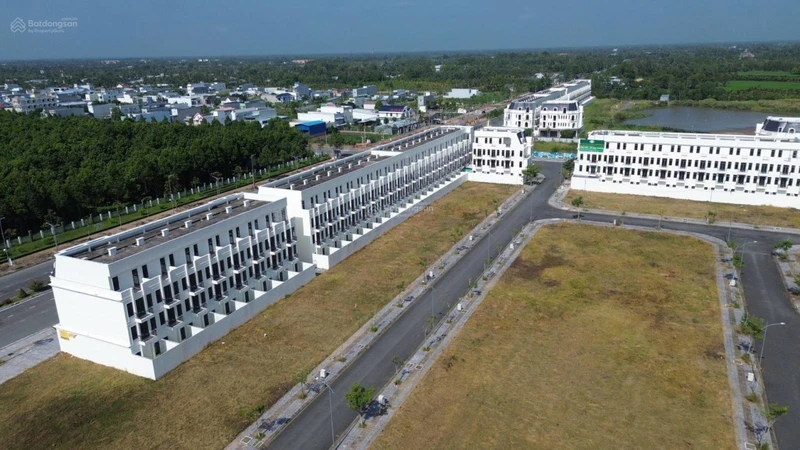 Cần bán lô đất thuộc dự án Victory Vị Thanh, TP Cần Thơ, sổ đỏ công chứng ngay chỉ 1 tỷ DT 95m²