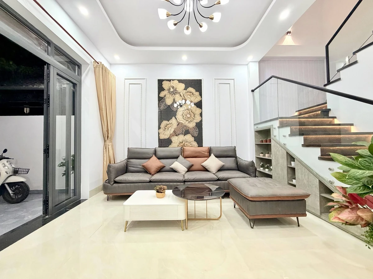 Bán nhà mới 1 trệt 1 lầu mặt tiền đường Tăng Bạt Hổ, KDC Cầu Suối, Rạch Giá, 4,8x20m - Ảnh thu nhỏ 3