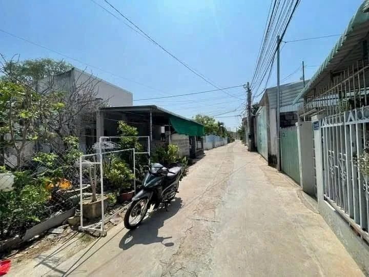 Bán lô đất thổ cư 94m² mặt tiền Phan Thiết - Ảnh 1