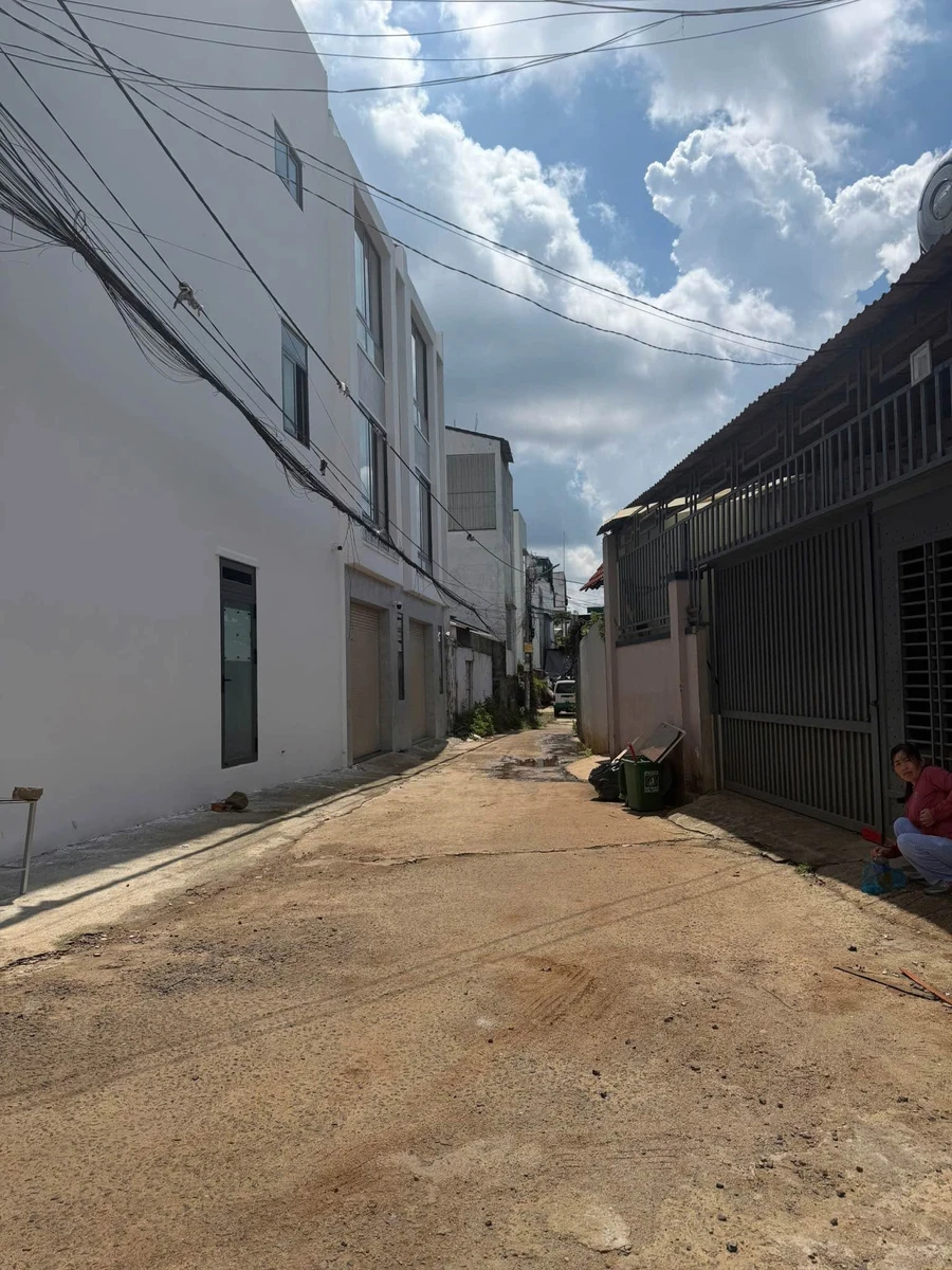 Bán đất hẻm 249m² Hùng Vương, Buôn Ma Thuột, 3 tỉ 3 - Ảnh thu nhỏ 3