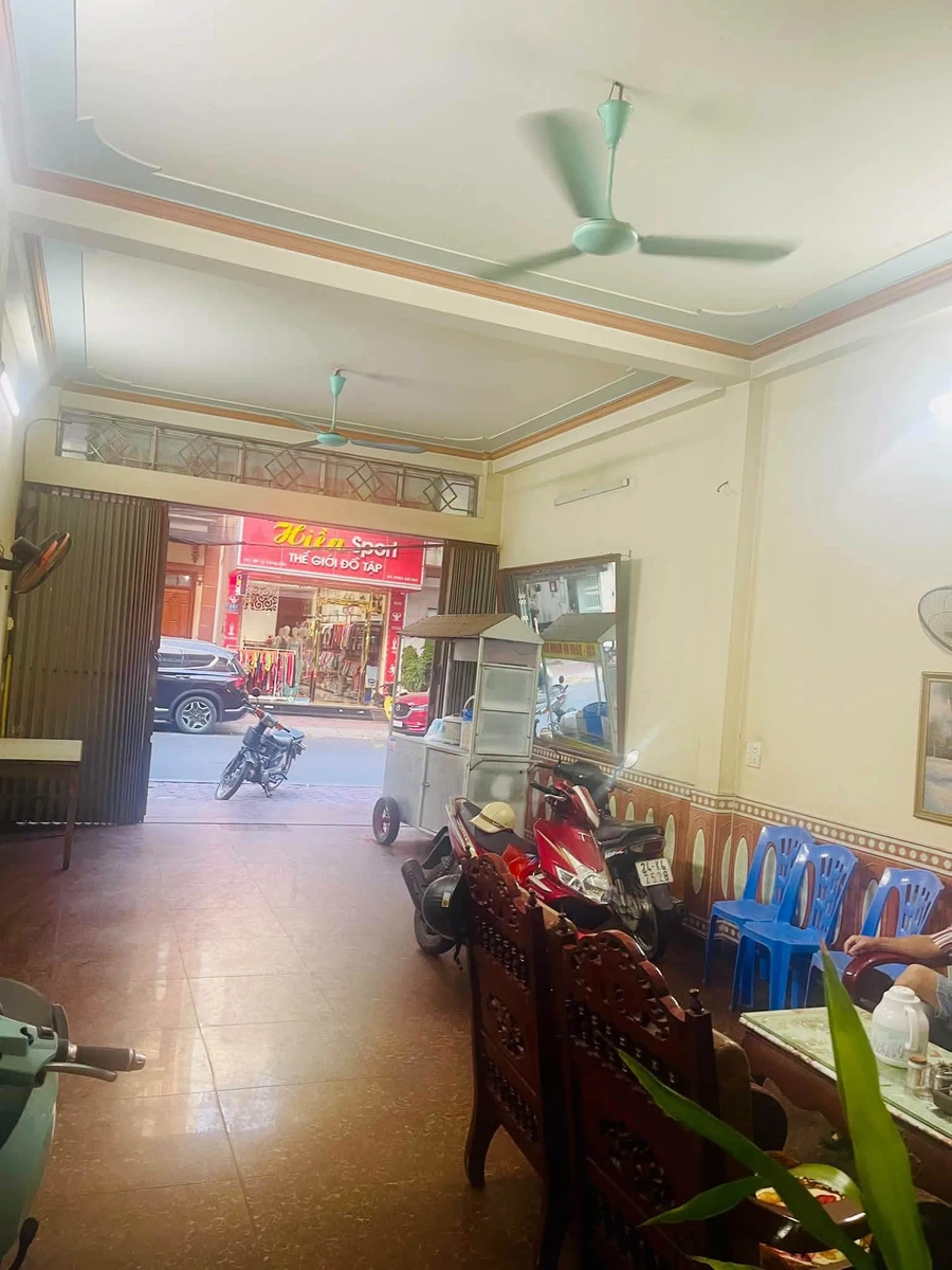 Bán nhà mặt tiền Lý Công Uẩn, 90m², 3 phòng, 3.5 tỷ, Quận 5 - Ảnh thu nhỏ 4