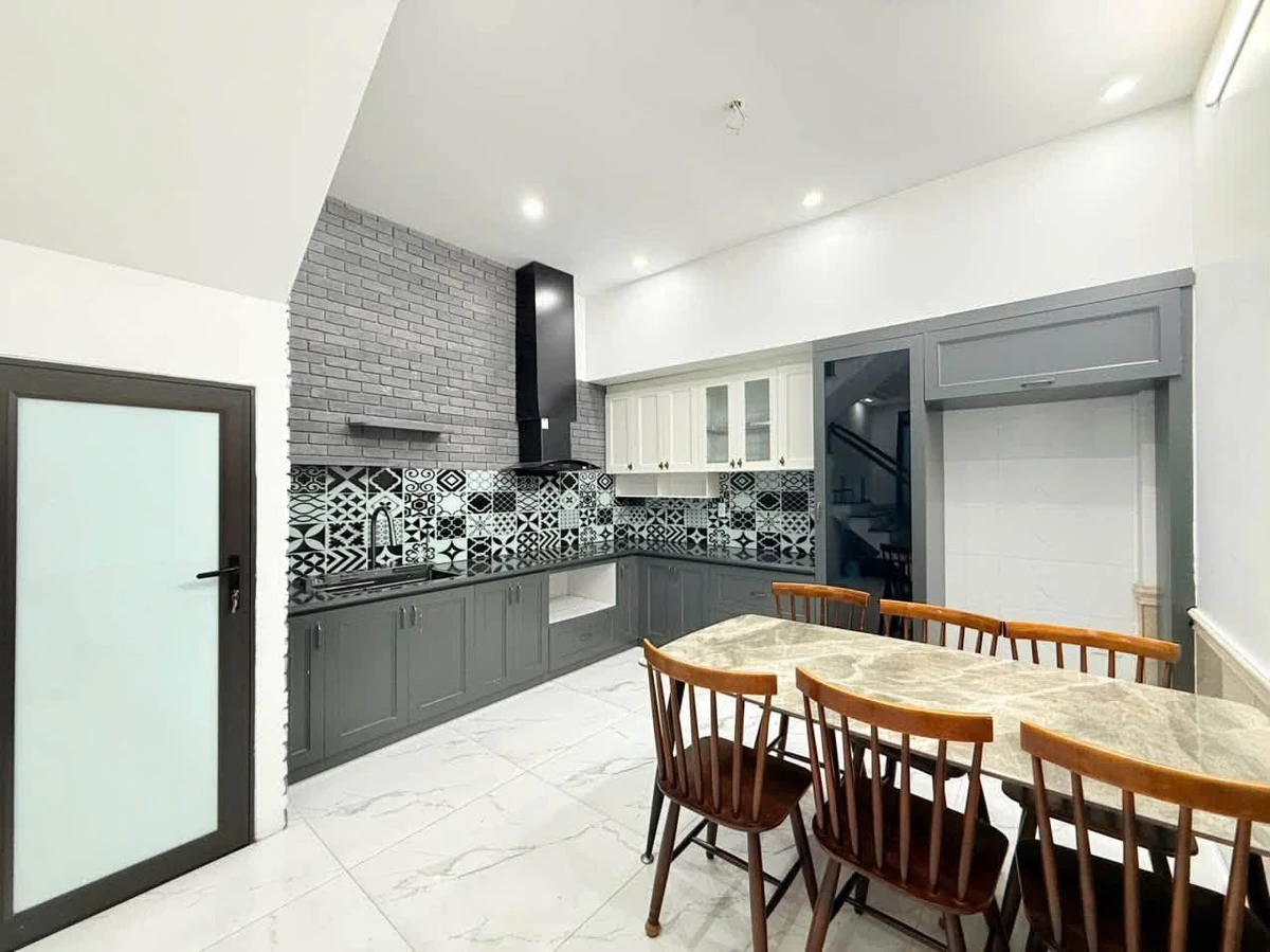 Bán nhà 4 tầng 42m² ô tô đỗ cửa Phương Lưu Quận 12 - Ảnh thu nhỏ 5