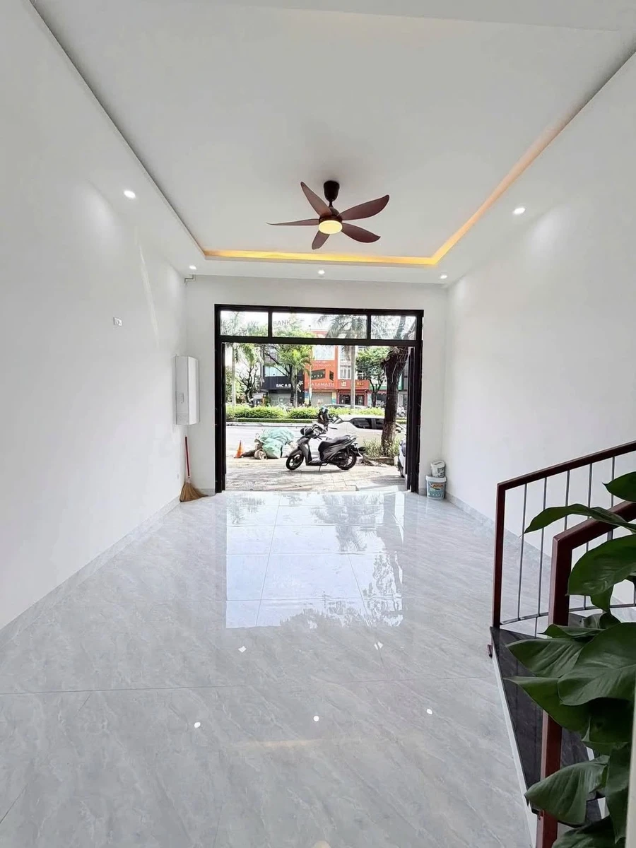 Bán nhà 3 tầng mặt tiền Điện Biên Phủ, Đà Nẵng, 100m², 8,39 tỷ - Ảnh 1