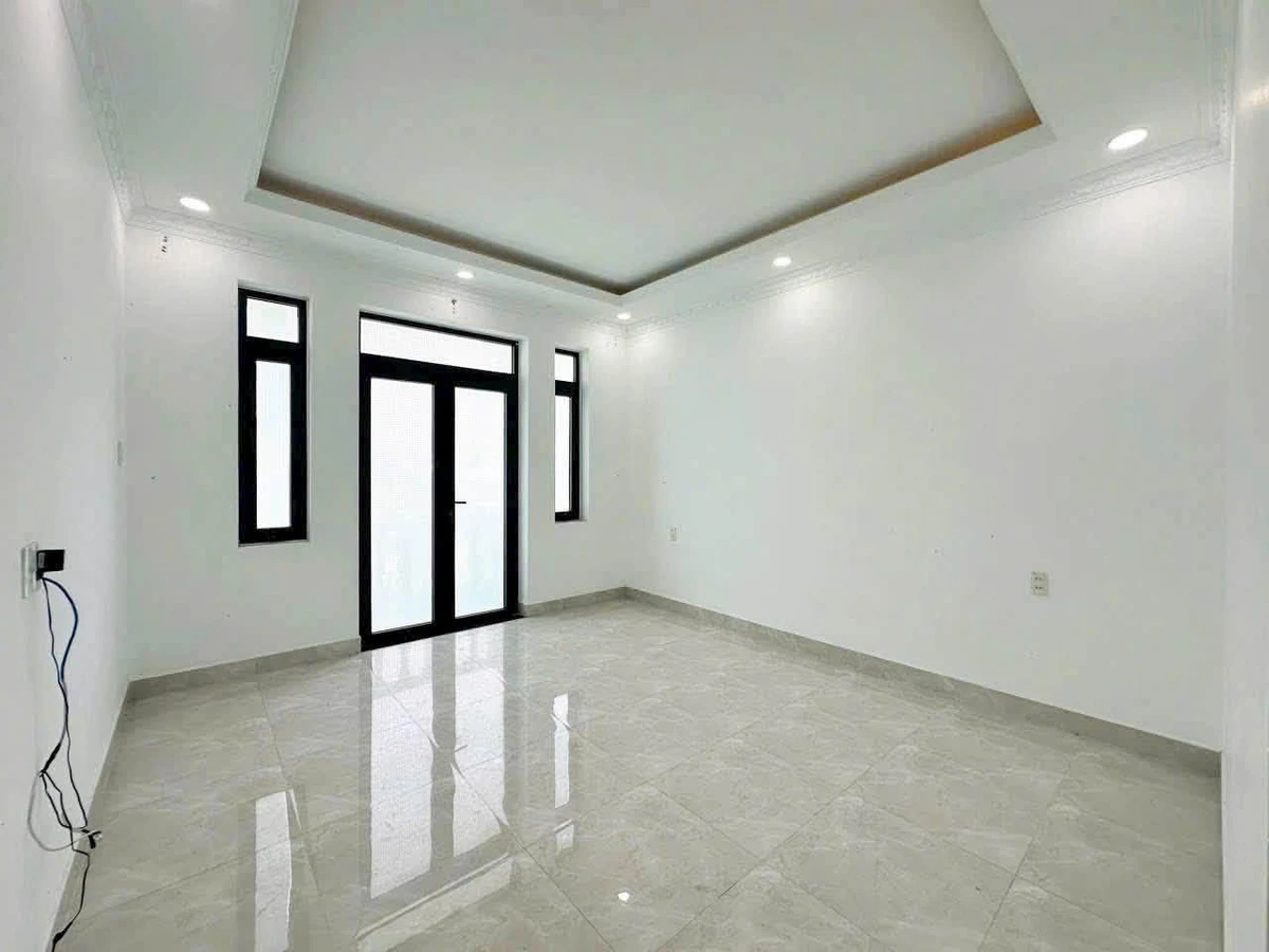 Bán nhà 6 PN Huỳnh Tấn Phát Nhà Bè 68m² 6 tỷ 990 triệu - Ảnh thu nhỏ 5