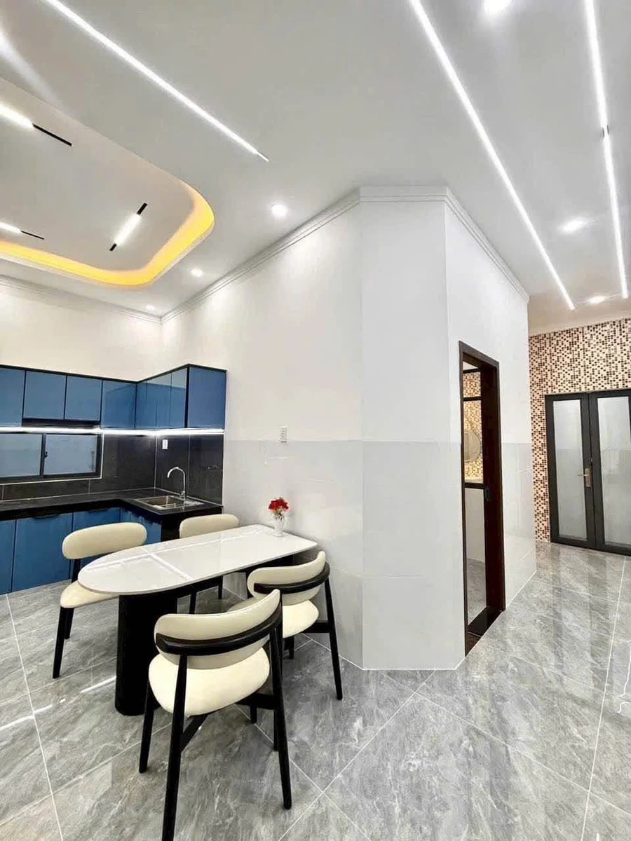 Nhà lầu mới Tây Ninh 3 phòng ngủ, 73m2 giá 1,7 tỷ - Ảnh thu nhỏ 4