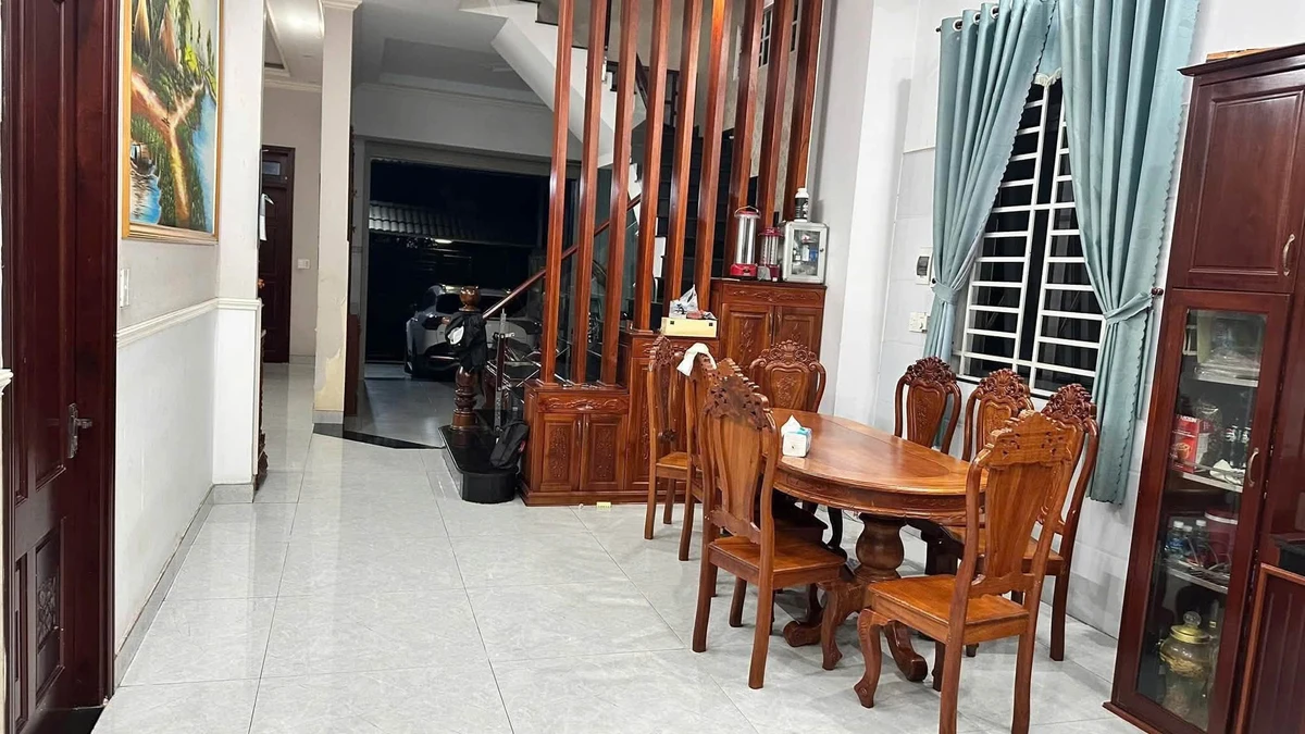 Bán nhà 1 trệt 3 lầu Hiệp Thành 365m² 10 tỷ - Ảnh thu nhỏ 2