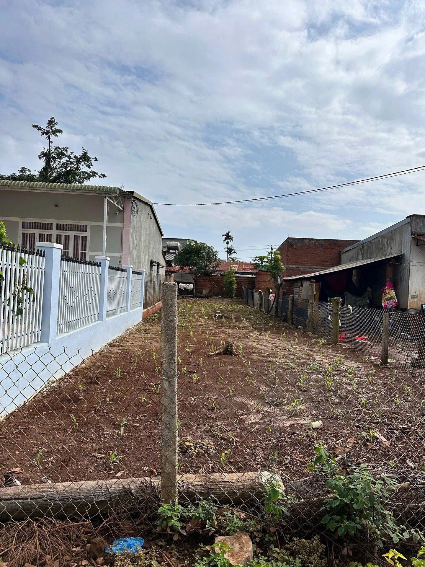Bán lô đất 180m² mặt tiền Buôn Chăm 540 triệu - Ảnh 1
