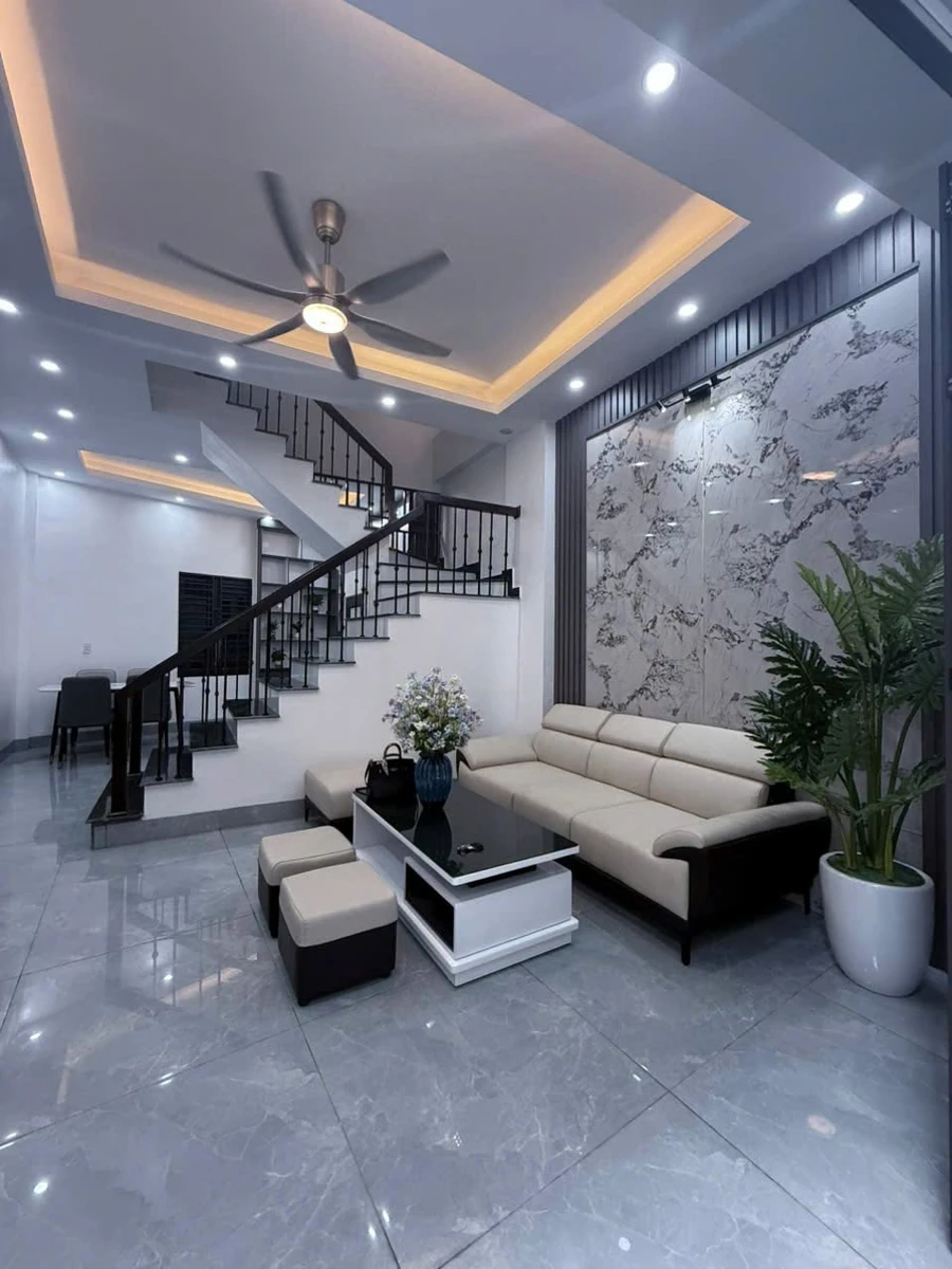Bán nhà 3 tầng 40m2 mới xây full nội thất ngõ Quang Trung, Hải Dương (nay thuộc Hải Phòng) - Ảnh thu nhỏ 2