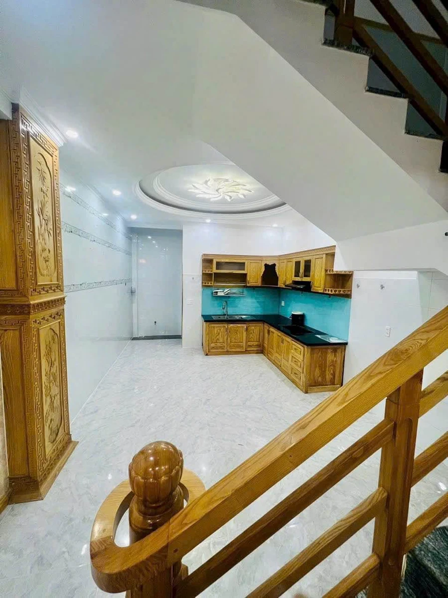 Bán nhà 5 phòng ngủ 100m2 mặt tiền Lê Lợi Vũng Tàu 7 tỷ 600 - Ảnh 1