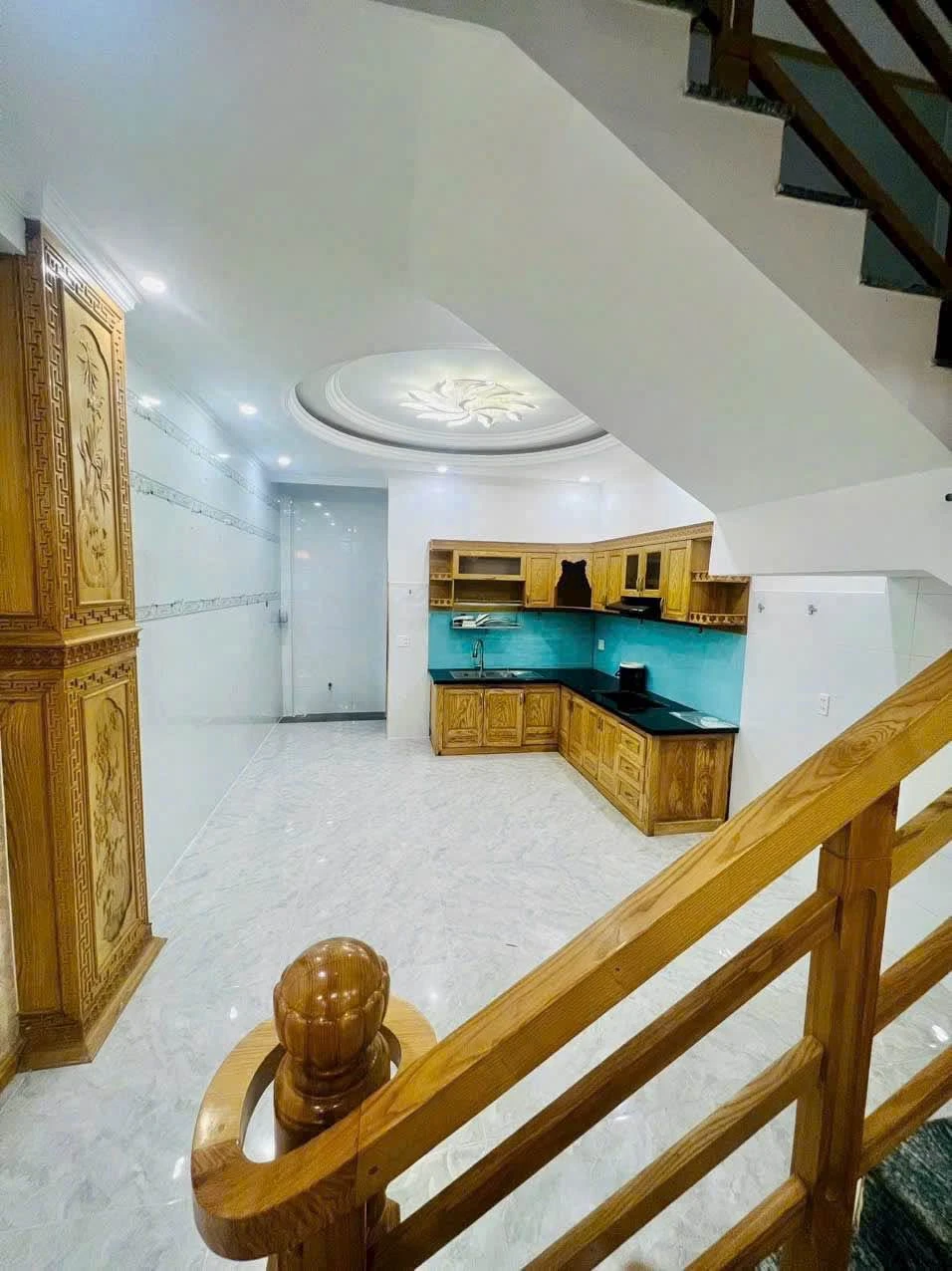 Bán nhà 5 phòng ngủ 100m2 mặt tiền Lê Lợi Vũng Tàu 7 tỷ 600 - Ảnh 1