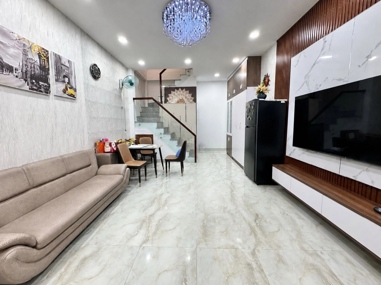 Bán nhà mặt tiền 31m² Phú Nhuận trên 6 tỷ - Ảnh 1