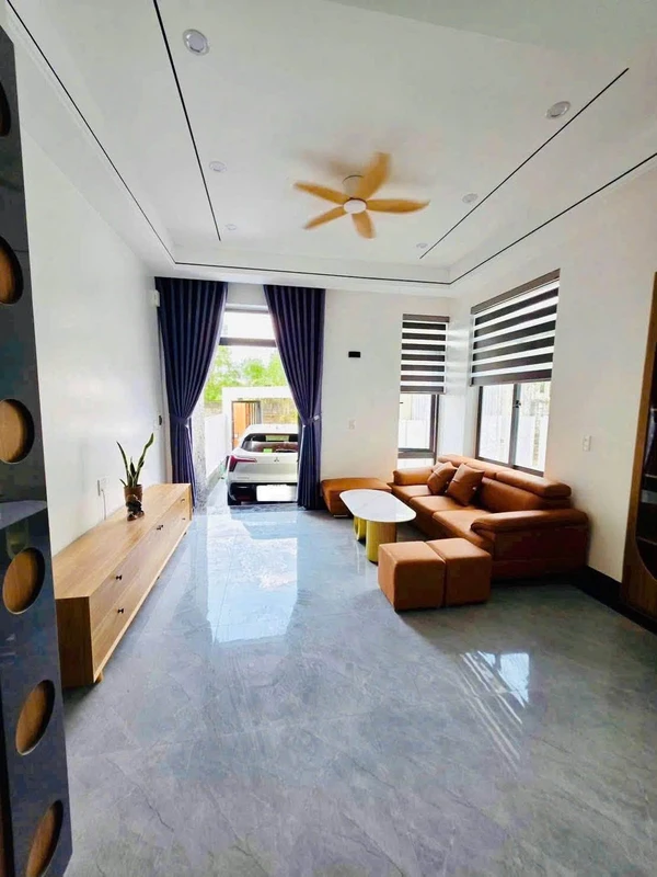 Bán nhà 2 tầng sân vườn 110m2 tại Thủy Xuân, Huế