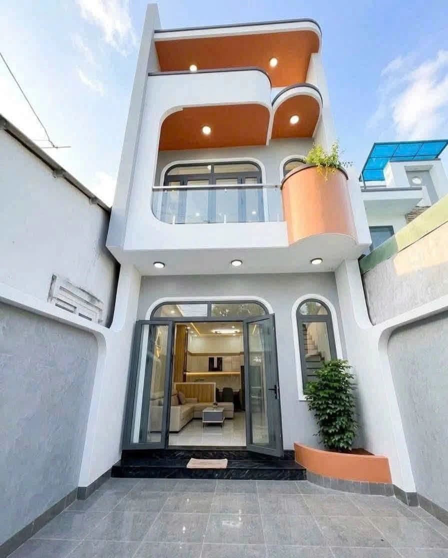 Bán nhà hẻm 385 Lê Hồng Phong, Phú Hòa, Thủ Dầu Một, 71m2, 3PN, giá 4,29 tỷ - Ảnh 1
