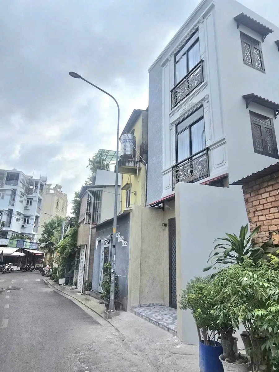 Bán nhà mặt tiền kinh doanh 32m² Bình Thạnh 8,65 tỷ - Ảnh thu nhỏ 2