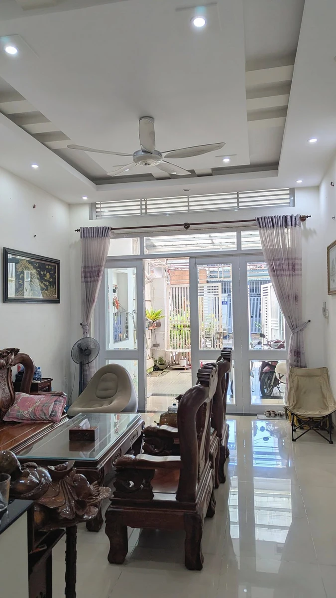 Nhà bán 3 tầng 96m2 gần biển Bãi Sau Vũng Tàu - Ảnh thu nhỏ 4