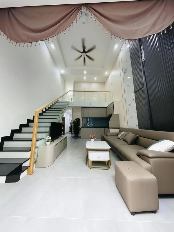 Bán nhà kiệt Lý Thái Tổ 37m2, 2 tầng, 2PN 2WC, nở hậu, gần AEON Mall