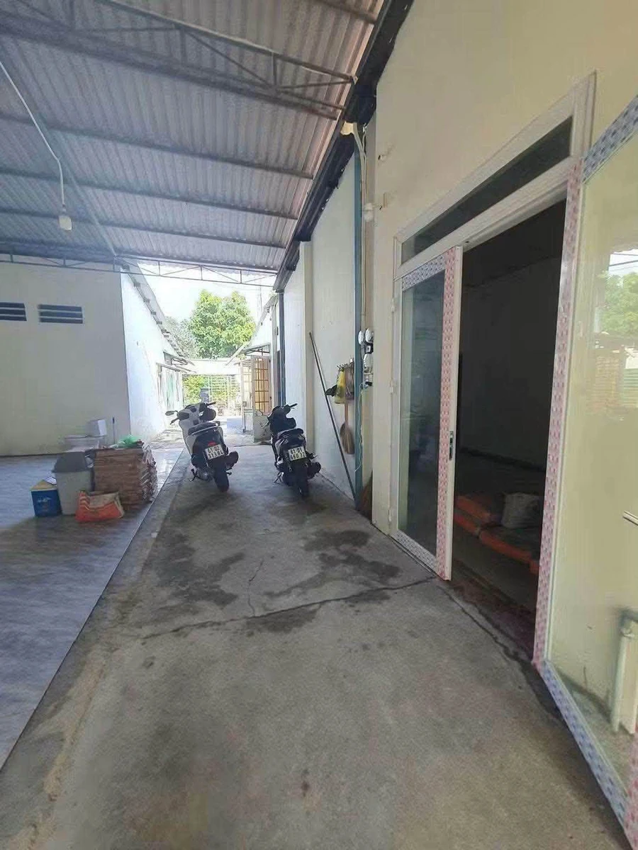 Cho thuê nhà nguyên căn Dĩ An 90m2, 3 phòng, 6 triệu/tháng - Ảnh thu nhỏ 2