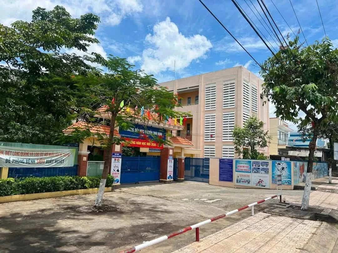 Bán 3 lô liền kề 143m2 đất thổ cư Hóc Môn giá 1 tỷ 600 - Ảnh thu nhỏ 4