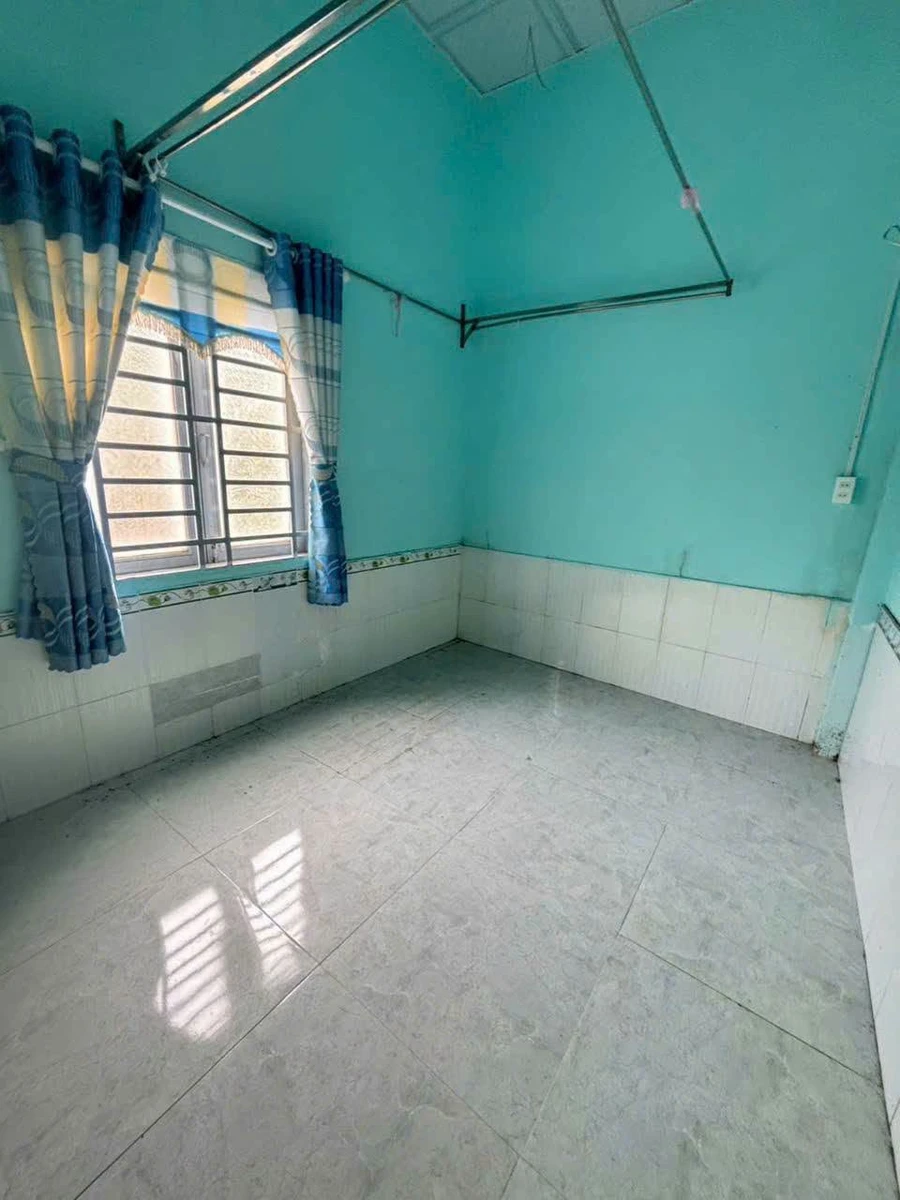 Bán nhà 200m2, 2PN, Long Khánh, Đồng Nai 900 triệu - Ảnh thu nhỏ 5