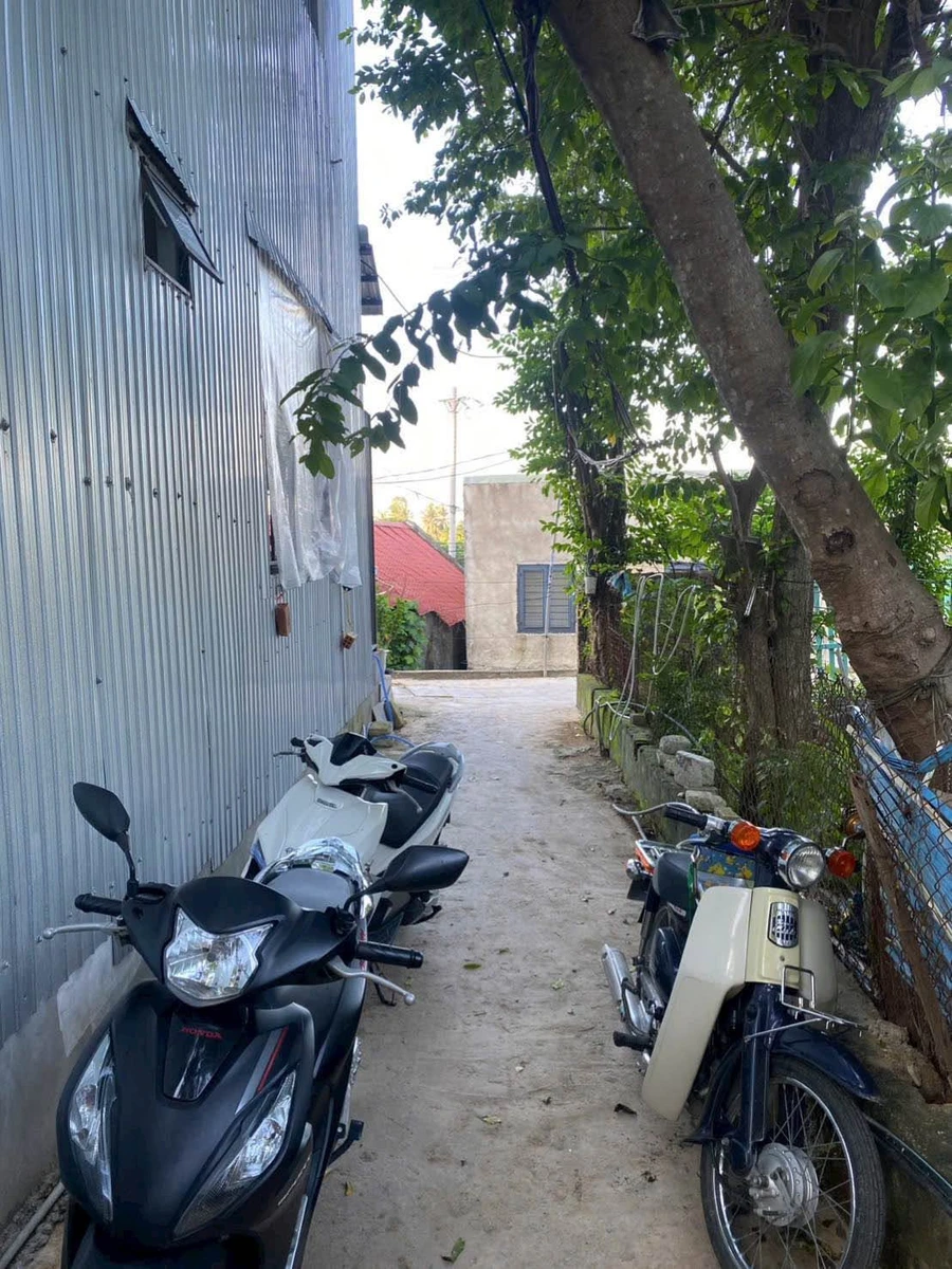 Bán nhà 50m2, 2 phòng ngủ, 1.99 tỷ sát Cầu Vượt Hòa Cầm Quận 4 - Ảnh 1