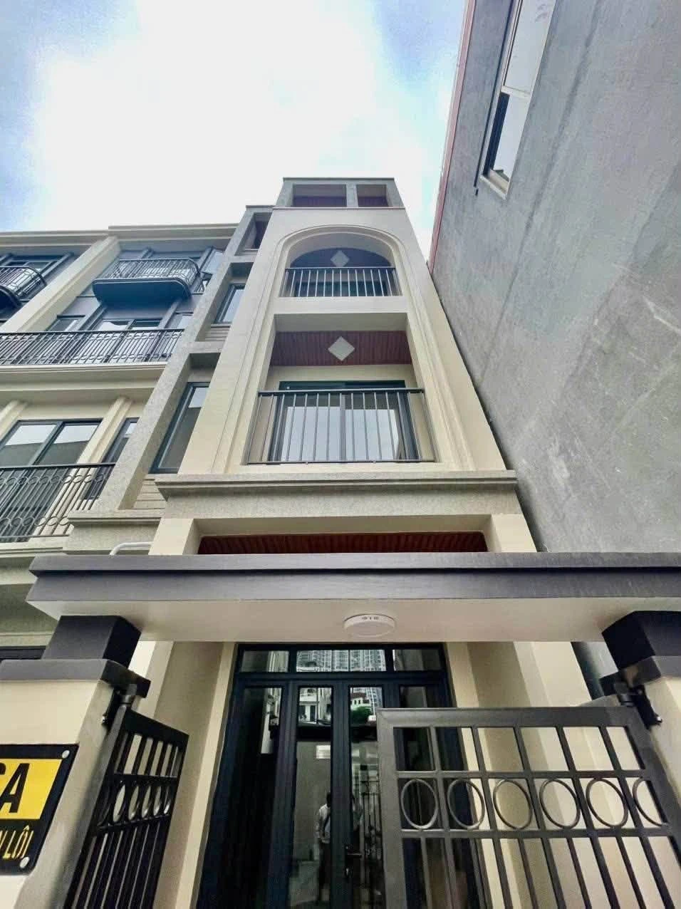 Bán dãy 5 căn nhà 4 tầng 44-56m² tại Thiên Lôi, Hải Phòng từ 4,1 tỷ - Ảnh 1