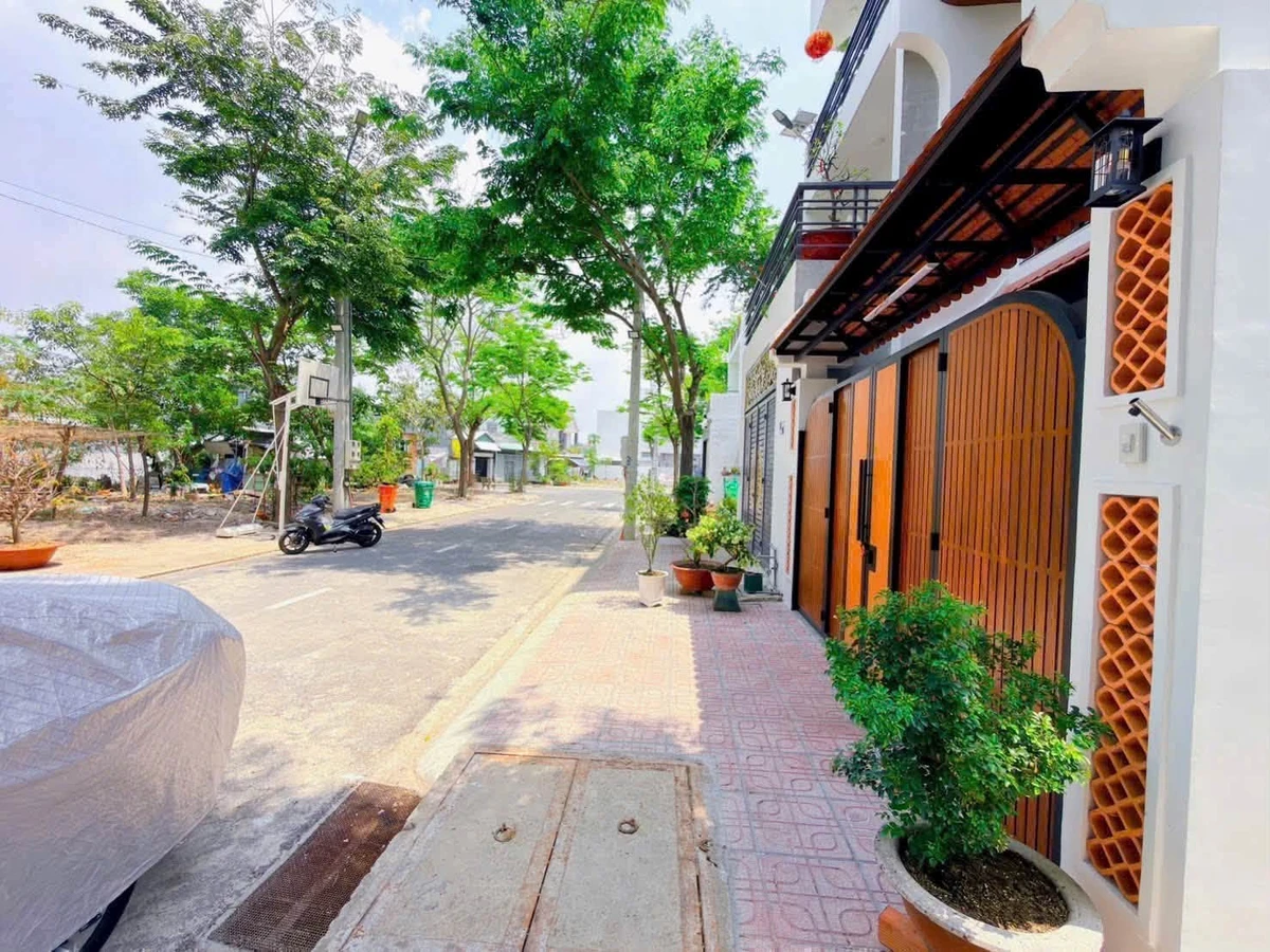 Bán lô đất 87m2 tái định cư Hiệp Hoà, sổ hồng riêng 5 tỷ 300 - Ảnh 1